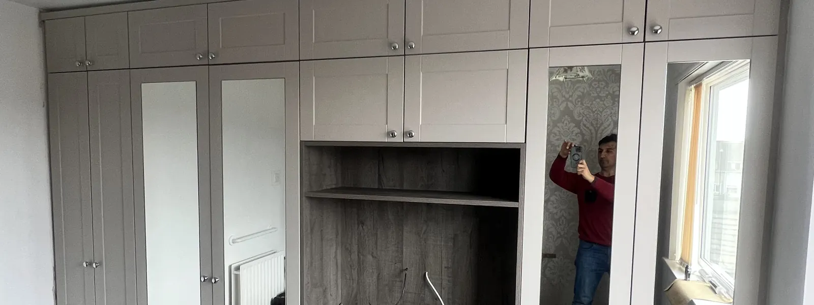 Fitted white wardrobes and interior finish